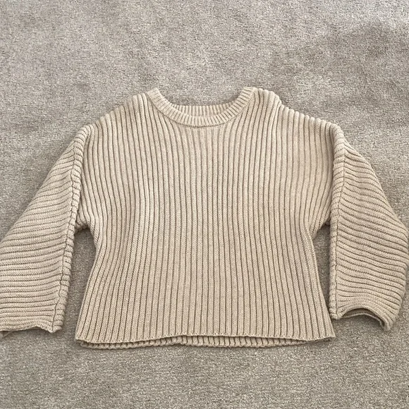 Industry Elegant Beige Ribbed Sweater medium - Picture 3 of 5
